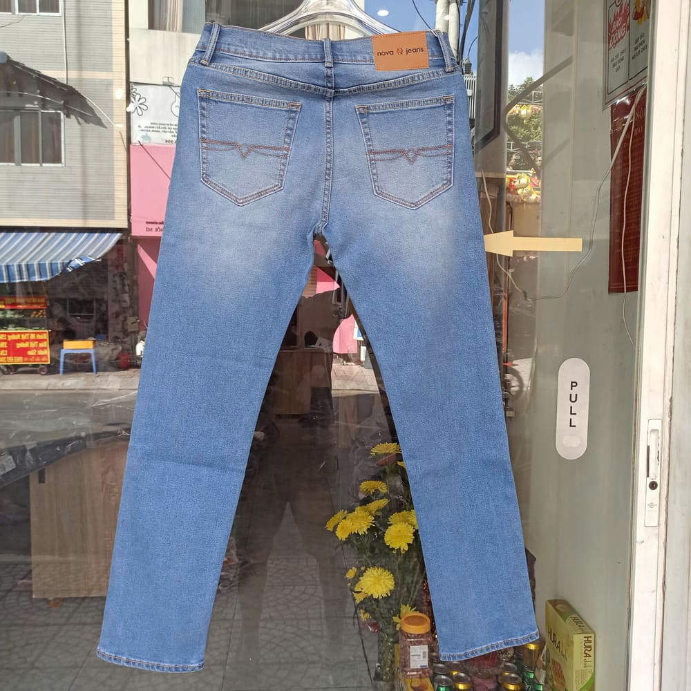 Sỉ quần jean Nova wash nhạt là sự lựa chọn hàng đầu của các shop, đại lý thời trang nam hiện nay