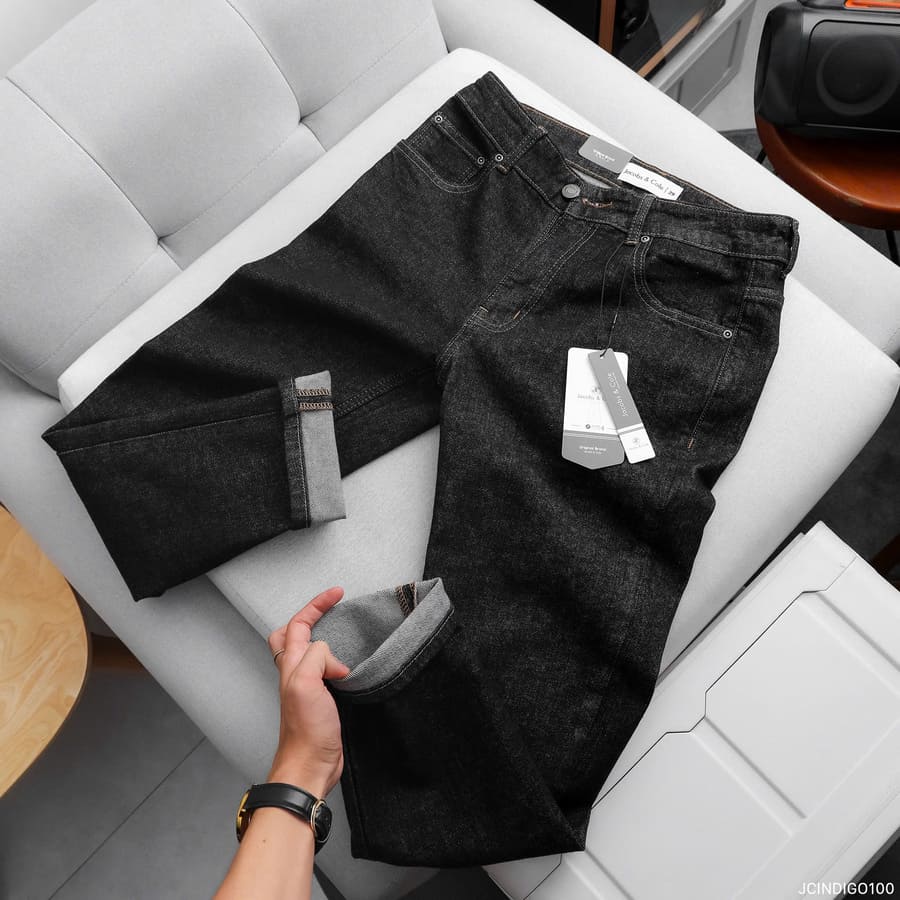 Quần jean Jacobs Cole đen muối tiêu form slim co giãn là lựa chọn hoàn hảo cho phái mạnh hiện đại.
